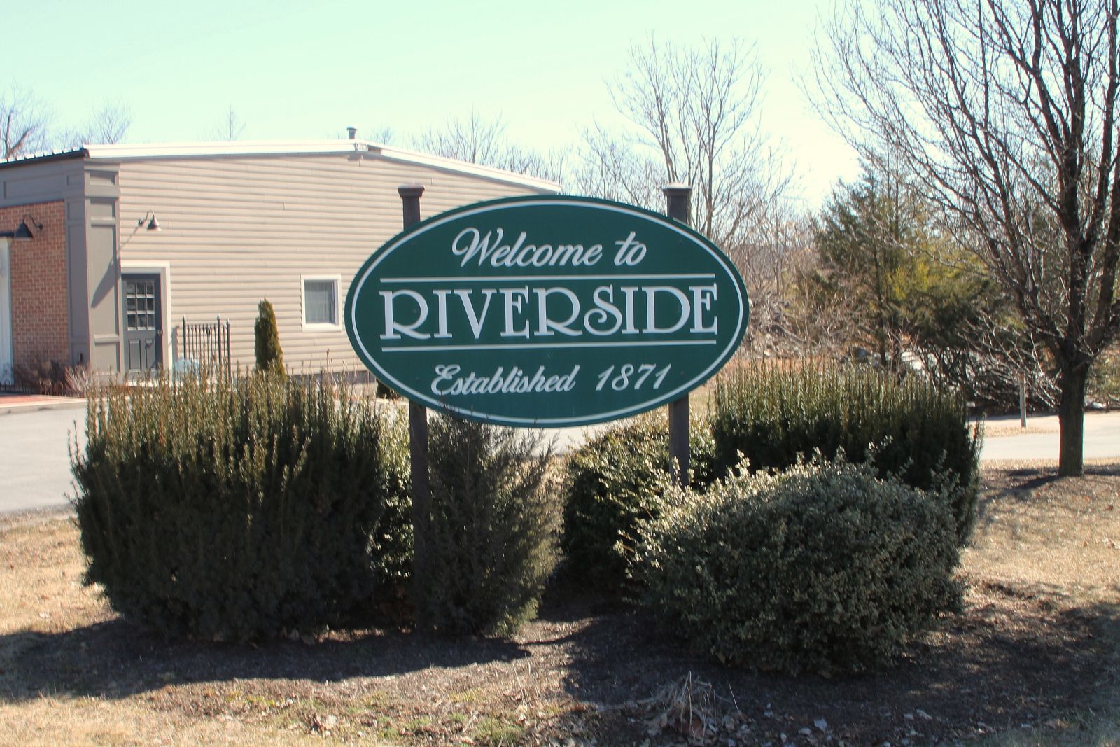 Riverside sign